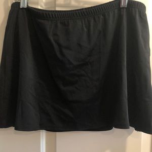 Black swim skirt size 16
